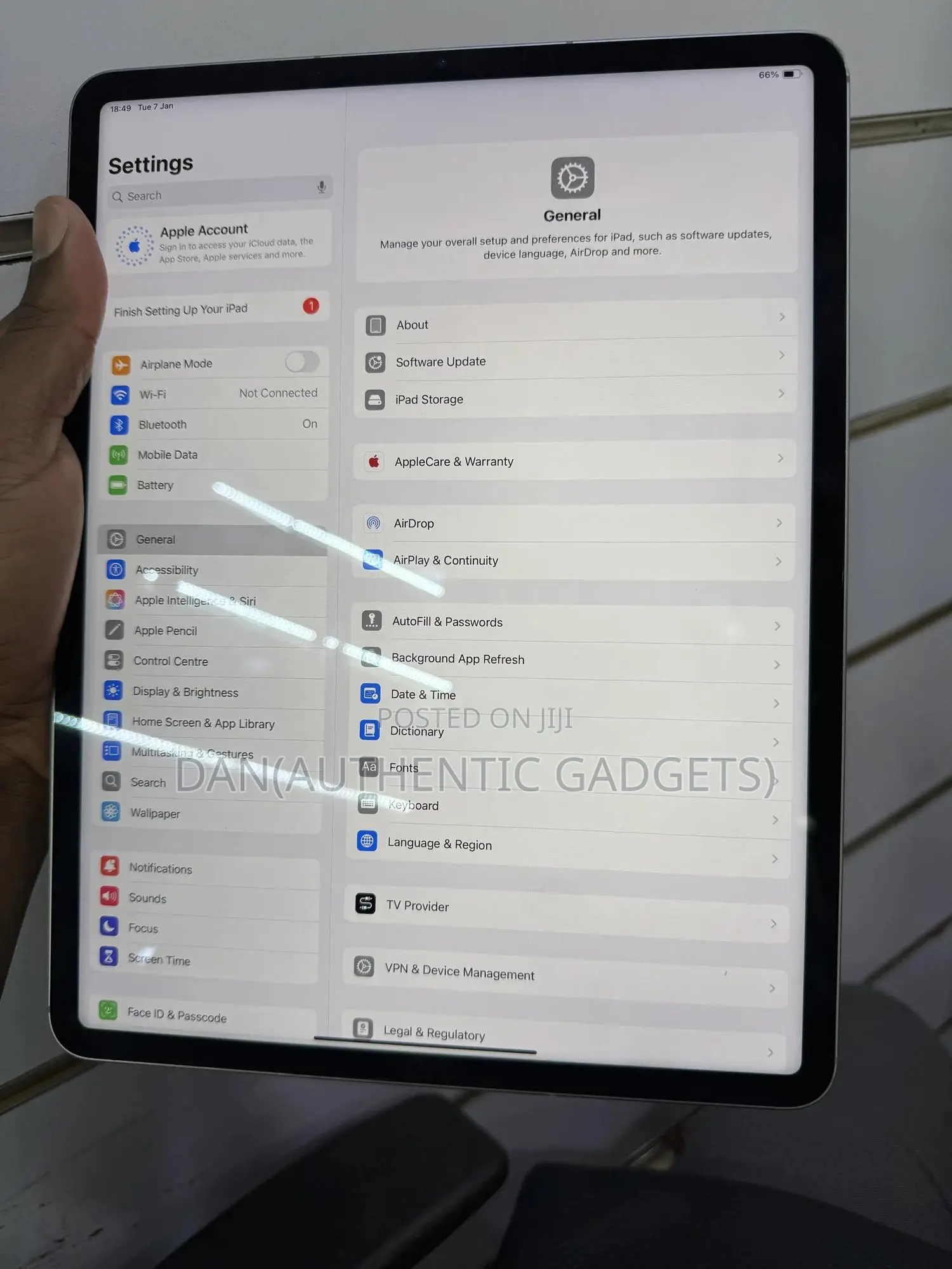 Apple iPad Pro 12.9 (2022) 256 GB Gray
