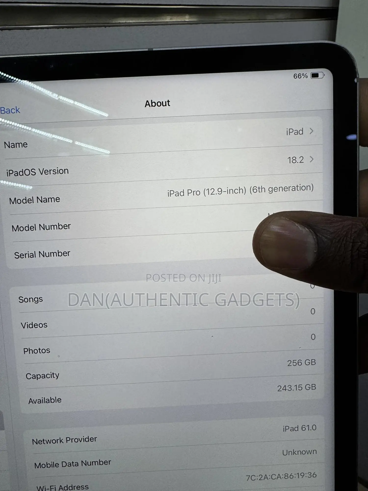 Apple iPad Pro 12.9 (2022) 256 GB Gray