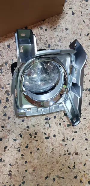 Landcruiser Lc200 Foglight and Bumper Cap