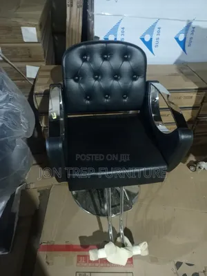 Stailing Saloon Chair