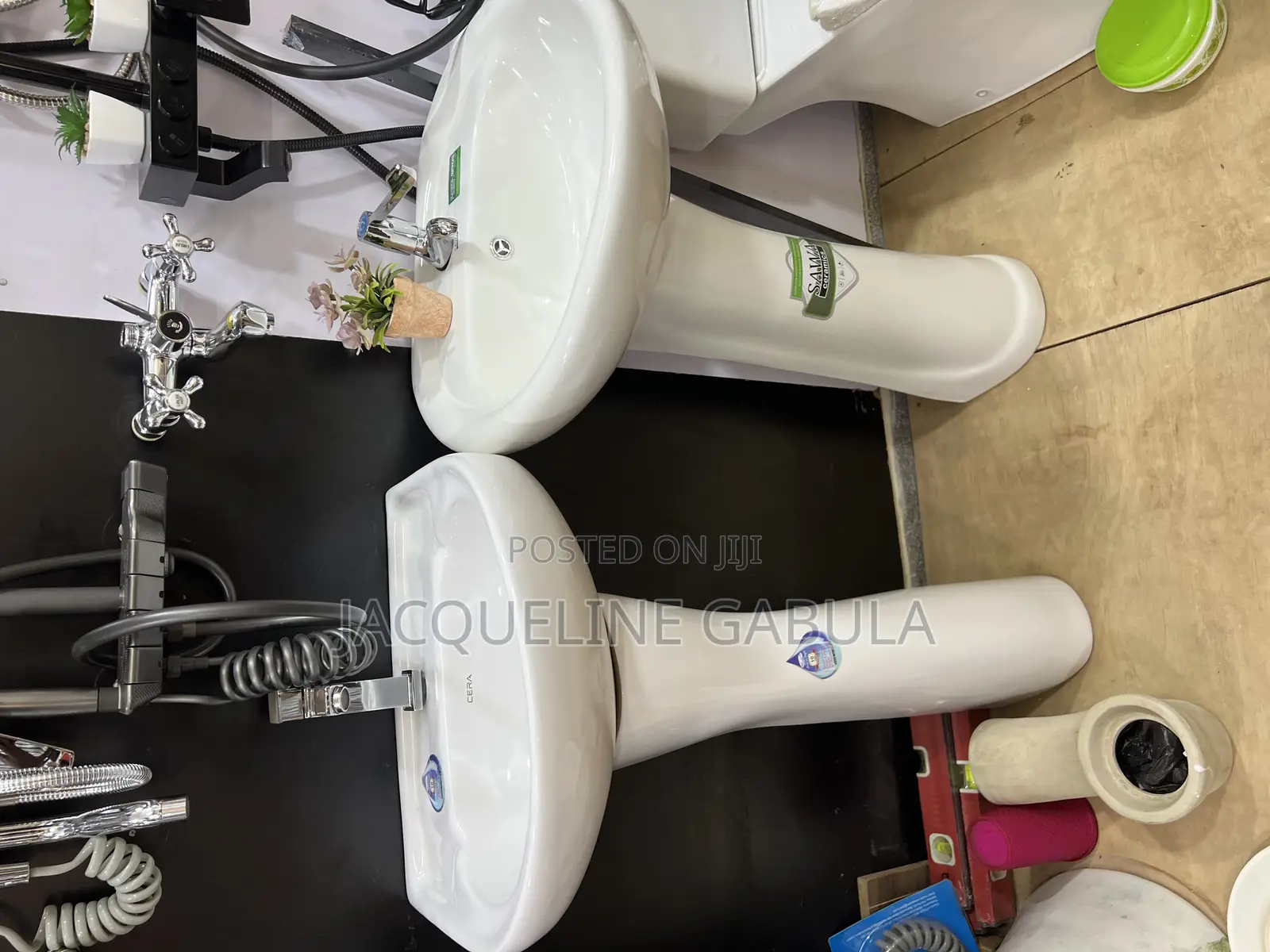 Hand Wash Basin With Pedestal