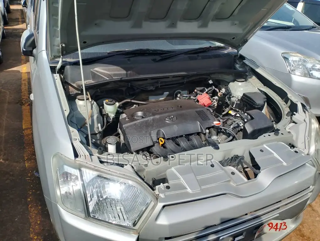 Toyota Probox 2016 Silver