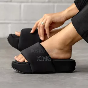Assured Yamamoto Adidas Y3 Slides