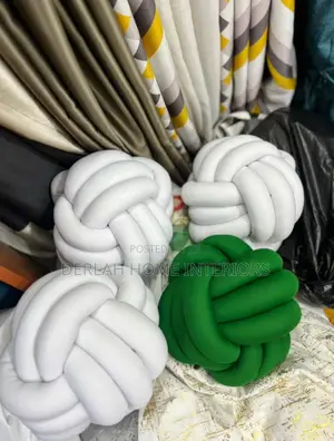 White Round Cushions Per Piece
