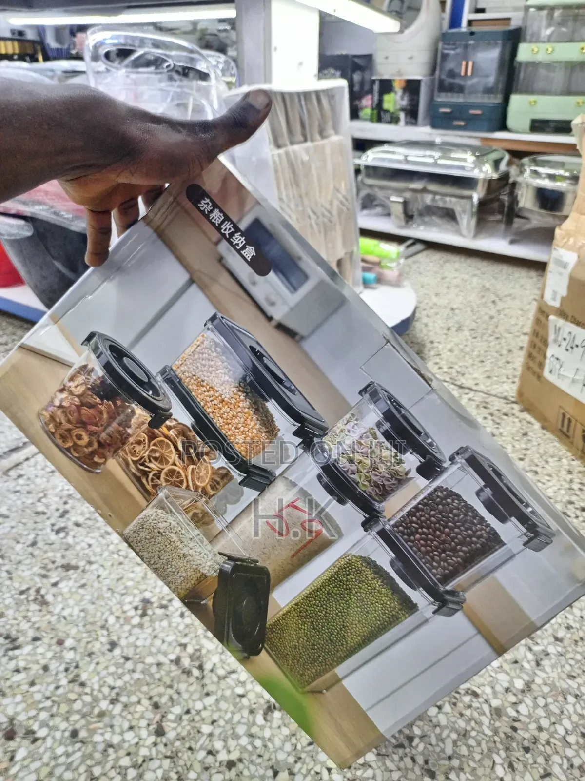 Clear Plastic Airtight Food Storage Containers.