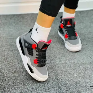 Simple Air Jordan 4. J4 Sneakers