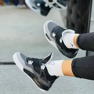 Loftus Air Jordan 4. J4 Sneakers