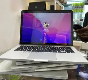 New Laptop Apple MacBook Pro 2017 16GB Intel Core I7 SSD 512GB