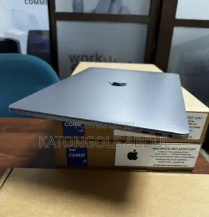 New Laptop Apple MacBook Pro 2017 16GB Intel Core I7 SSD 512GB