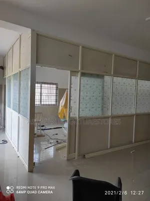 Aluminium Office Partition Masters Call