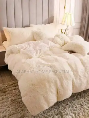 6 Pieces 6*6 Fluffy Duvets