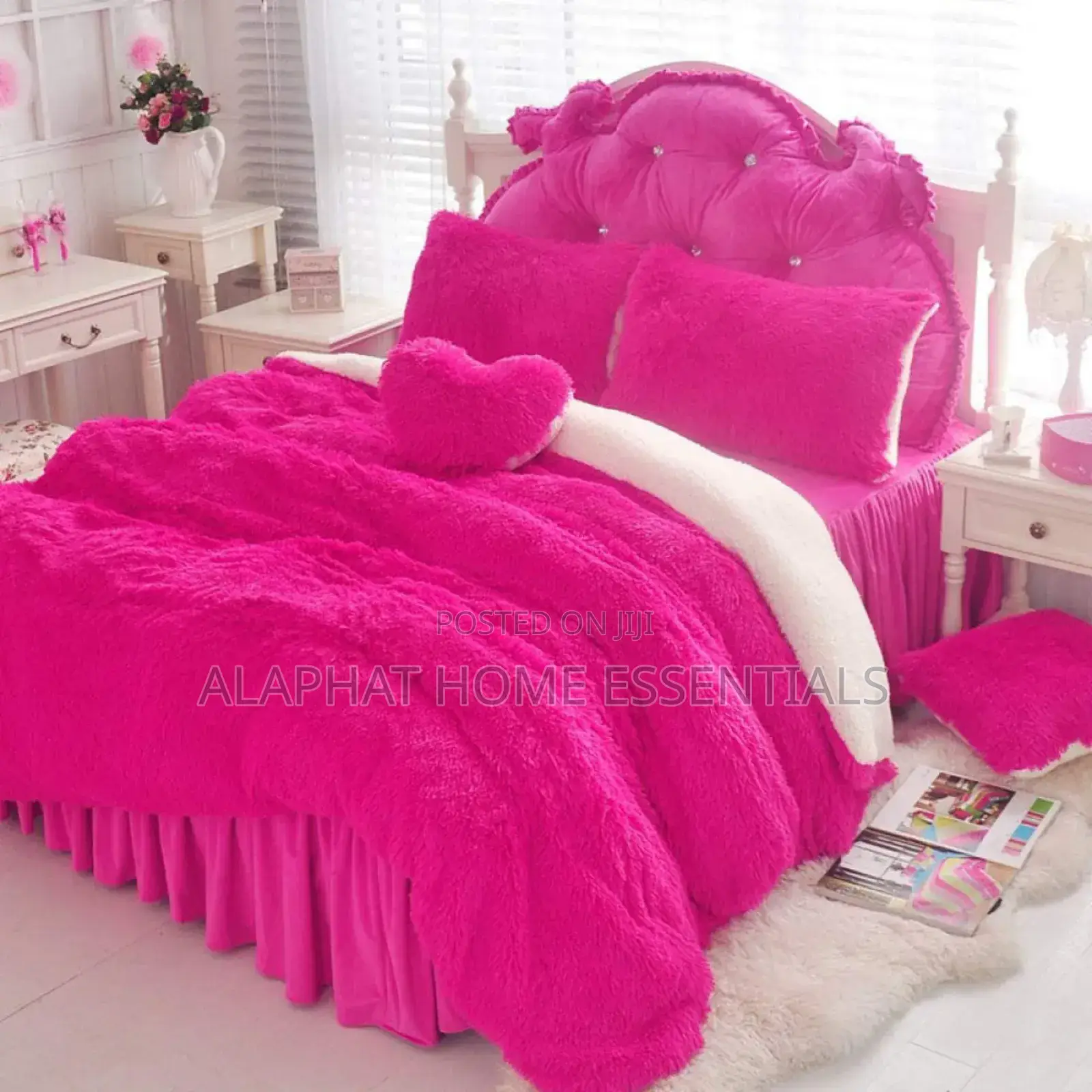 6 Pieces 6*6 Fluffy Duvets