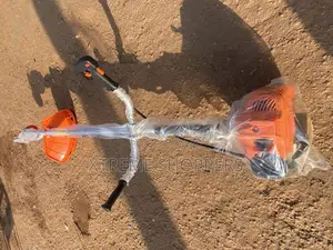 Orange / Grass Cutter / Brush Cutter 520cc