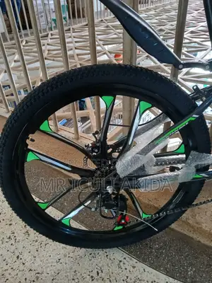 Adults Size 26 21speed Gears Cycling Mountain Bicycle