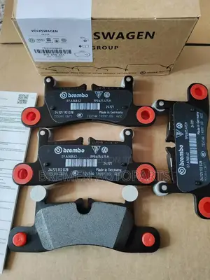 Rear Brake Pads Posche and Tourage 7P 2014-
