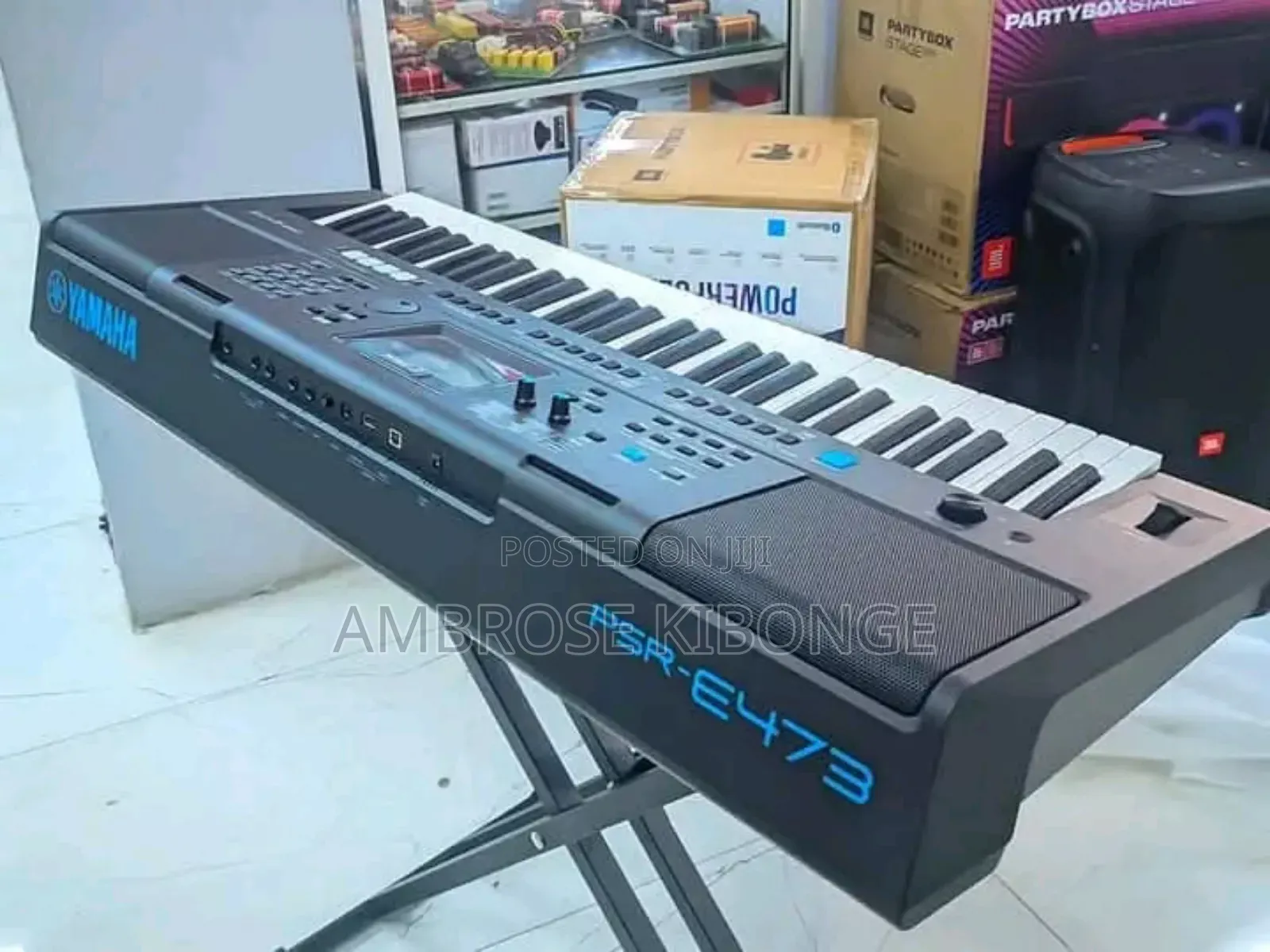 Superior Quality Yamaha PSR E473 Electronic Piano Keyboard.