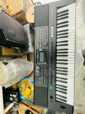 Superior Quality Yamaha PSR E473 Electronic Piano Keyboard.