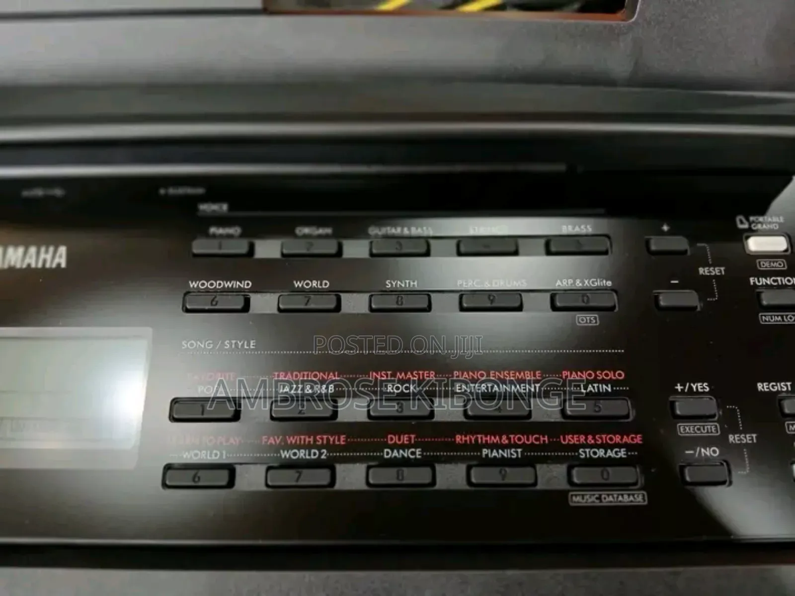 Original Yamaha PSR E383 in-Buit Functions Piano Keyboards