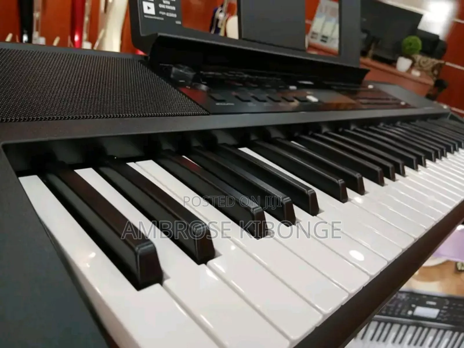 Original Yamaha PSR E383 in-Buit Functions Piano Keyboards