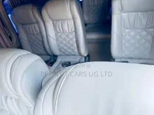 Toyota HiAce 2008 White