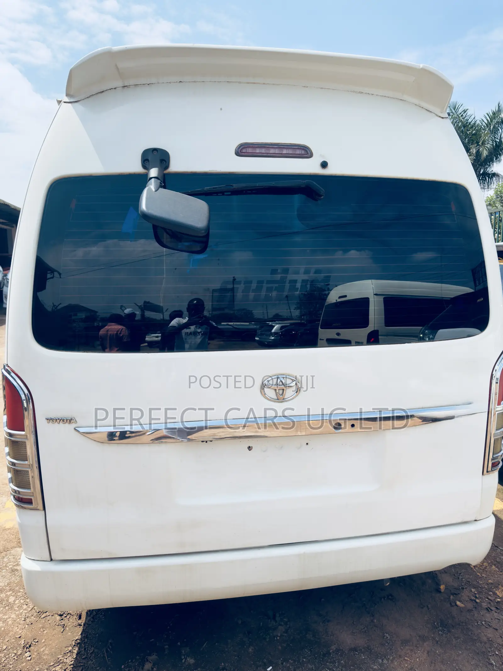 Toyota HiAce 2008 White