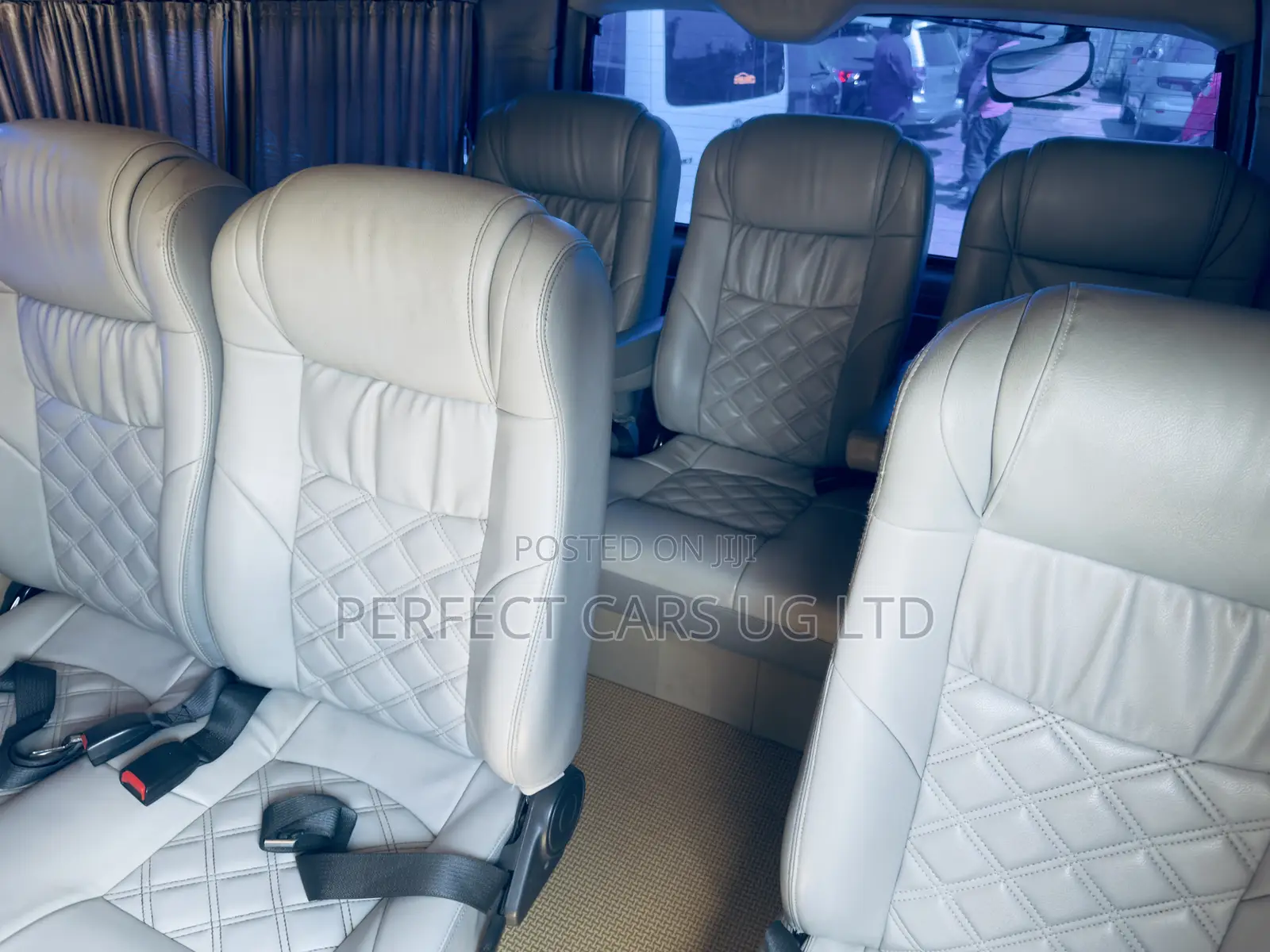 Toyota HiAce 2008 White