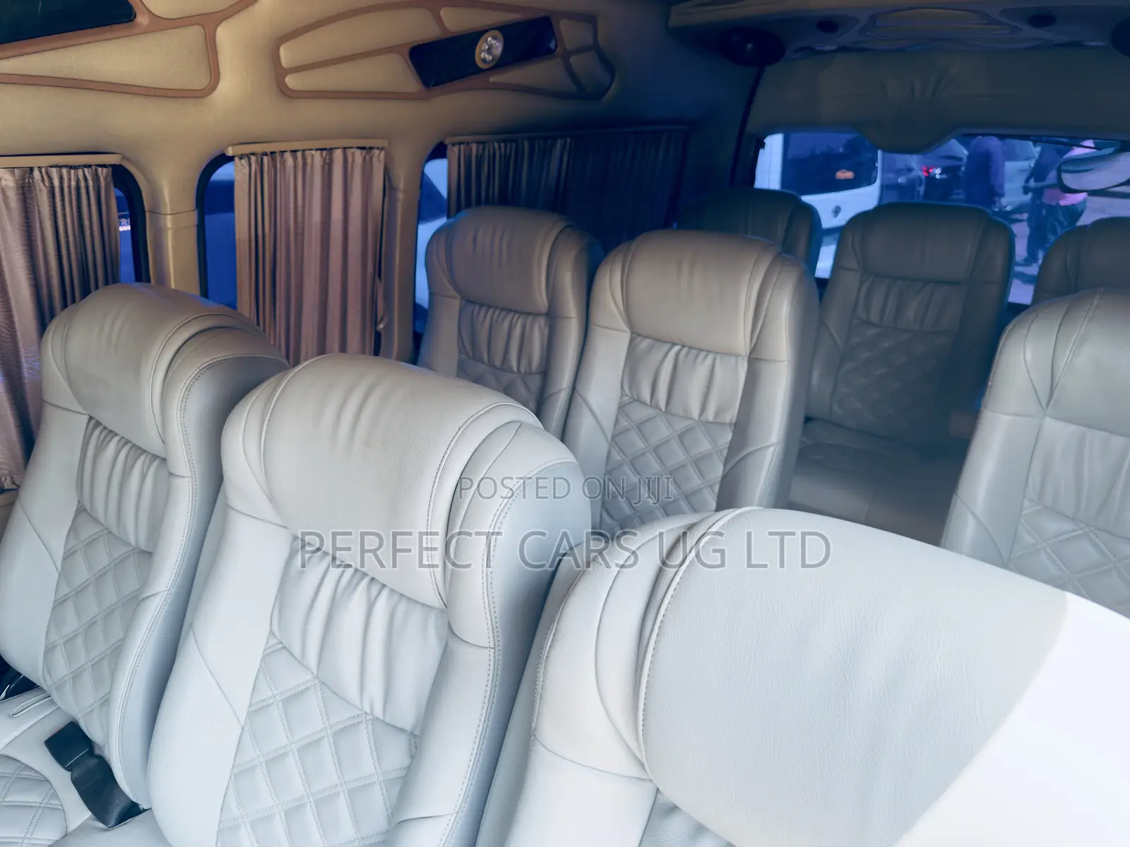Toyota HiAce 2008 White