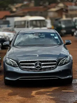 Mercedes-Benz E200 2018 Silver