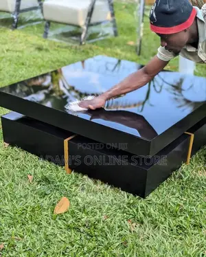 Gold Strip Black  Certer Table Square
