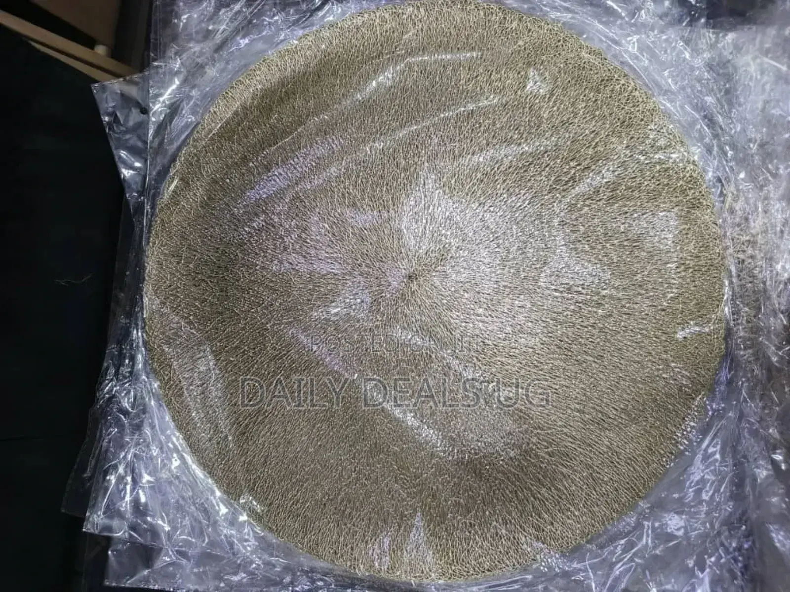 Round Table Place Mat