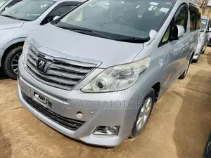 Toyota Alphard 2.4 Petrol AWD 2012 Silver