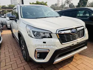 Subaru Forester Base AWD 2020 White