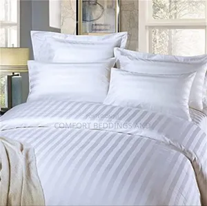 Plain White Duvet With Two Pillowcases and One Bedsheet