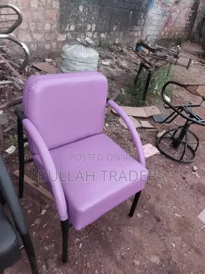 Saloon Chairs\ Barber Chairs
