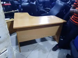 120cm L Shaped Table, Used