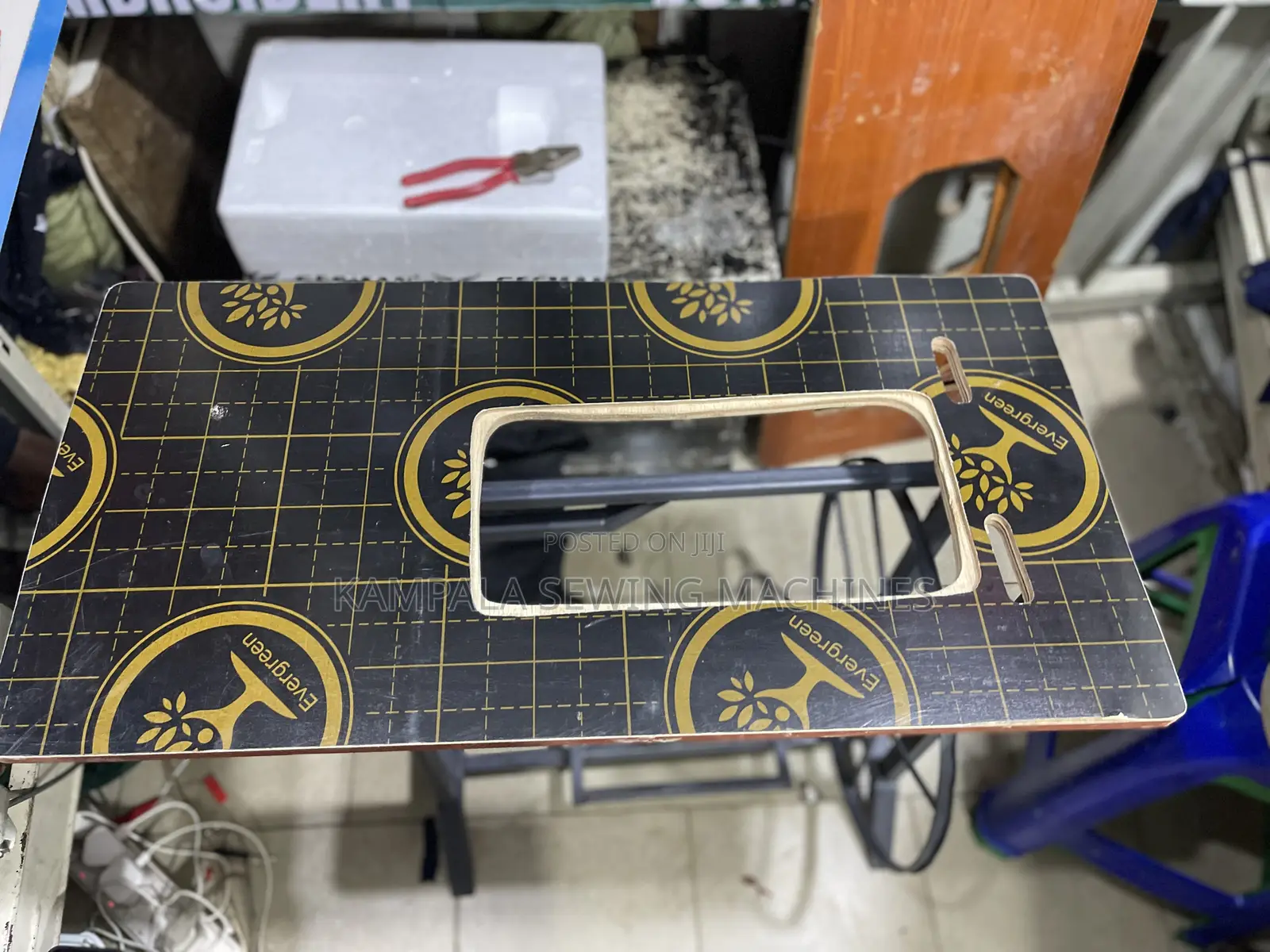Local Stands for Sewing Machines Manual
