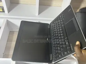 Laptop Dell Latitude E7240 8GB Intel Core I5 SSD 128GB