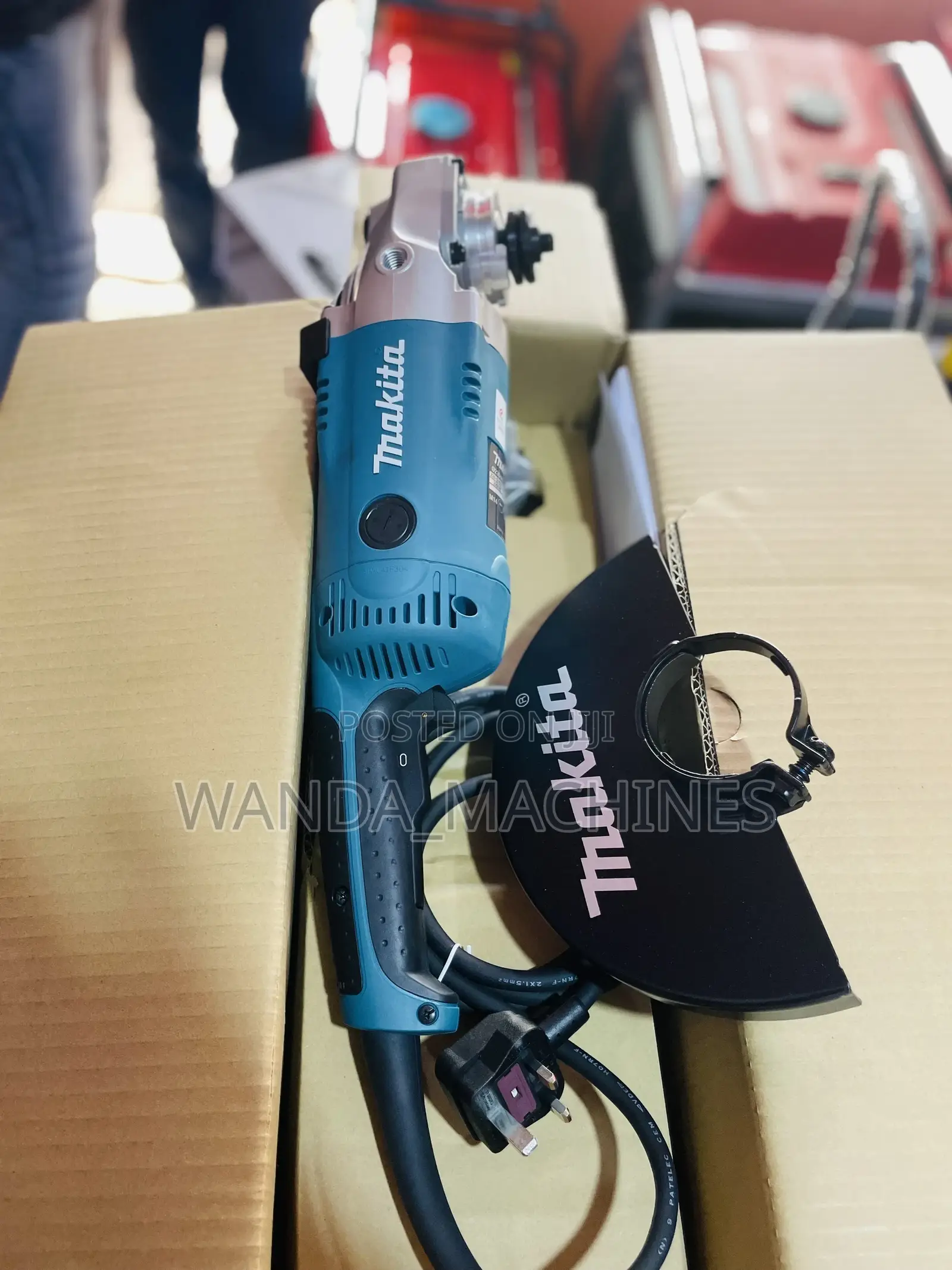 Angle Grinder Makita 2200W 9inch