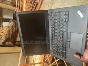 Laptop Lenovo ThinkPad X270 8GB Intel Core I5 HDD 500GB