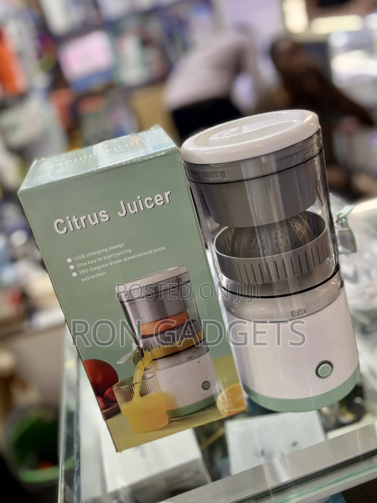 Mini Citrus Juicer