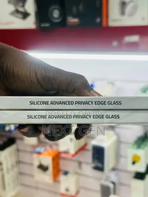 iPhone 14 Screen Protector