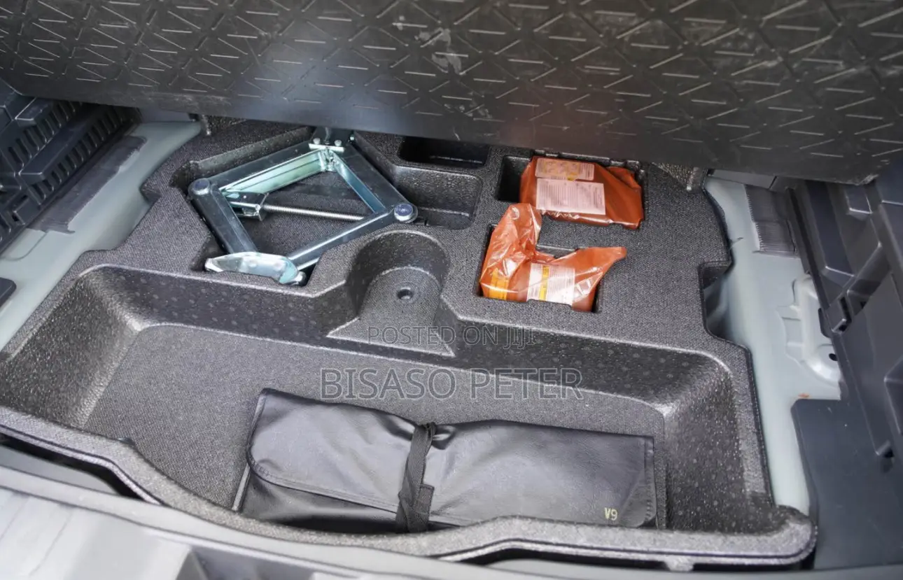 Toyota RAV4 2019 Silver