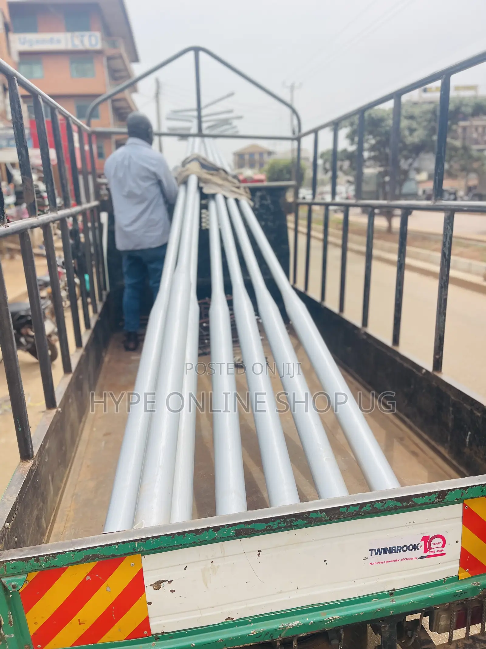 Power Solar Poles Ug