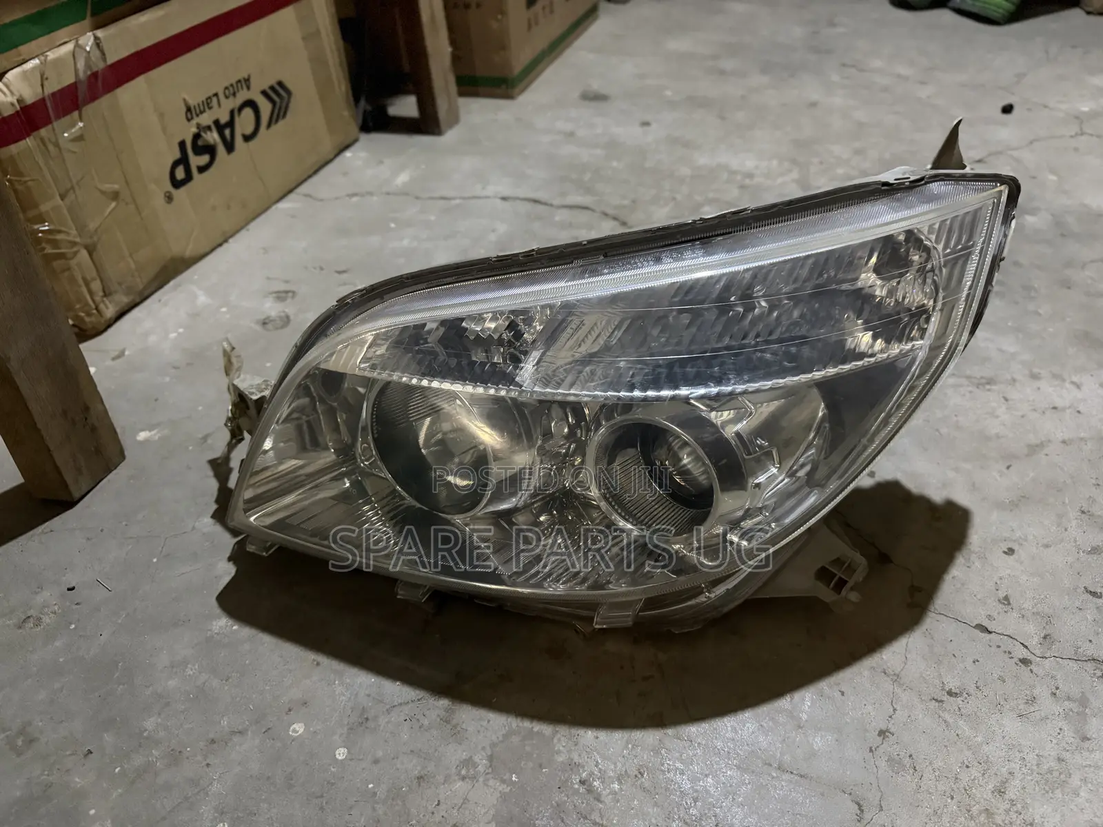 Toyota Rush Headlight