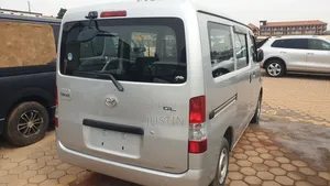 Toyota TownAce 2010 Silver
