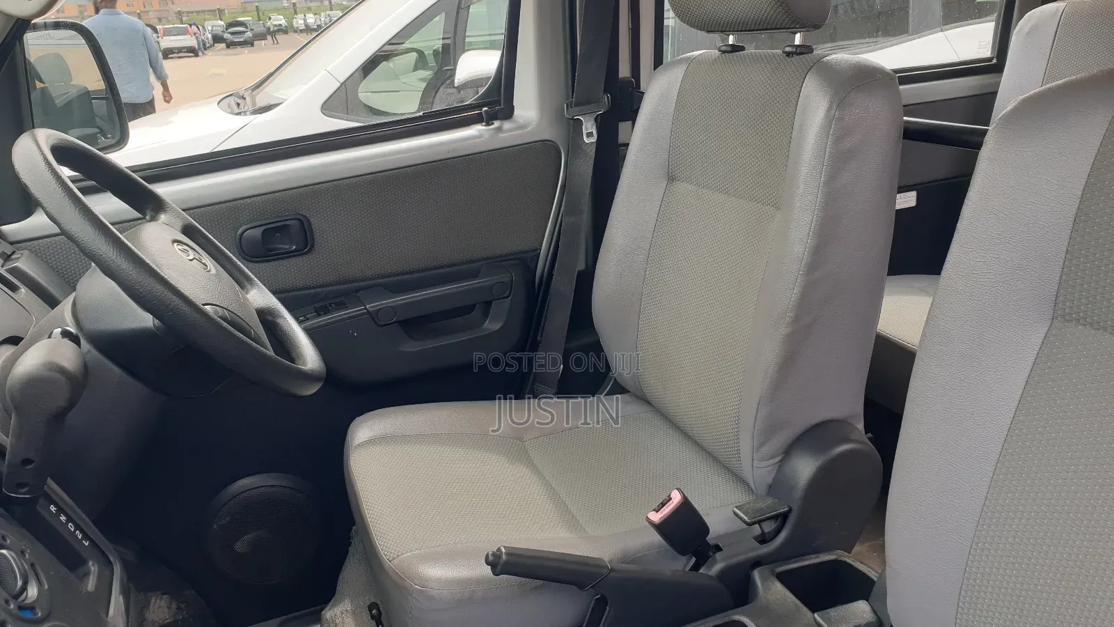 Toyota TownAce 2010 Silver