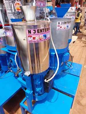 Grand Nuts Machines