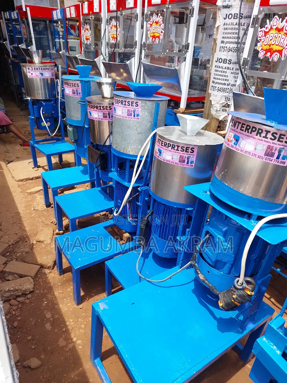 Grand Nuts Machines