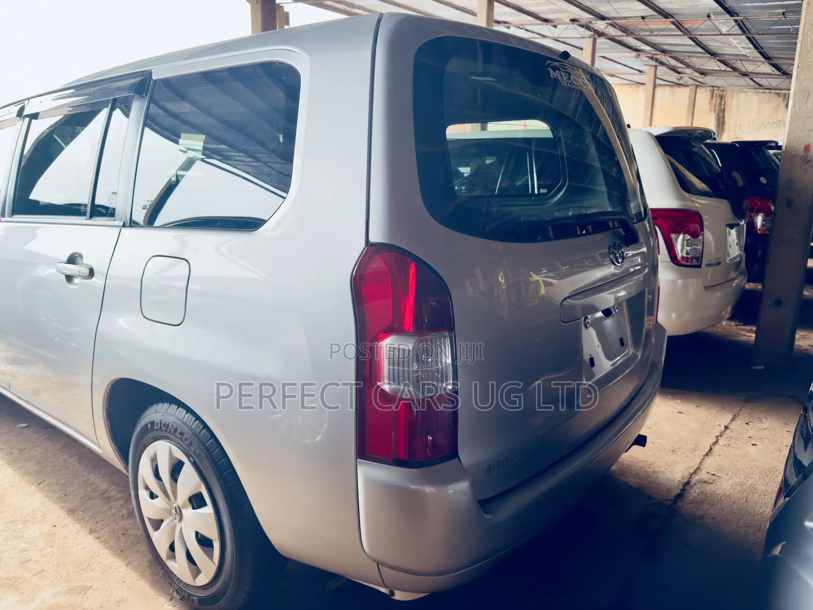 Toyota Succeed SV Premium 2016 Silver