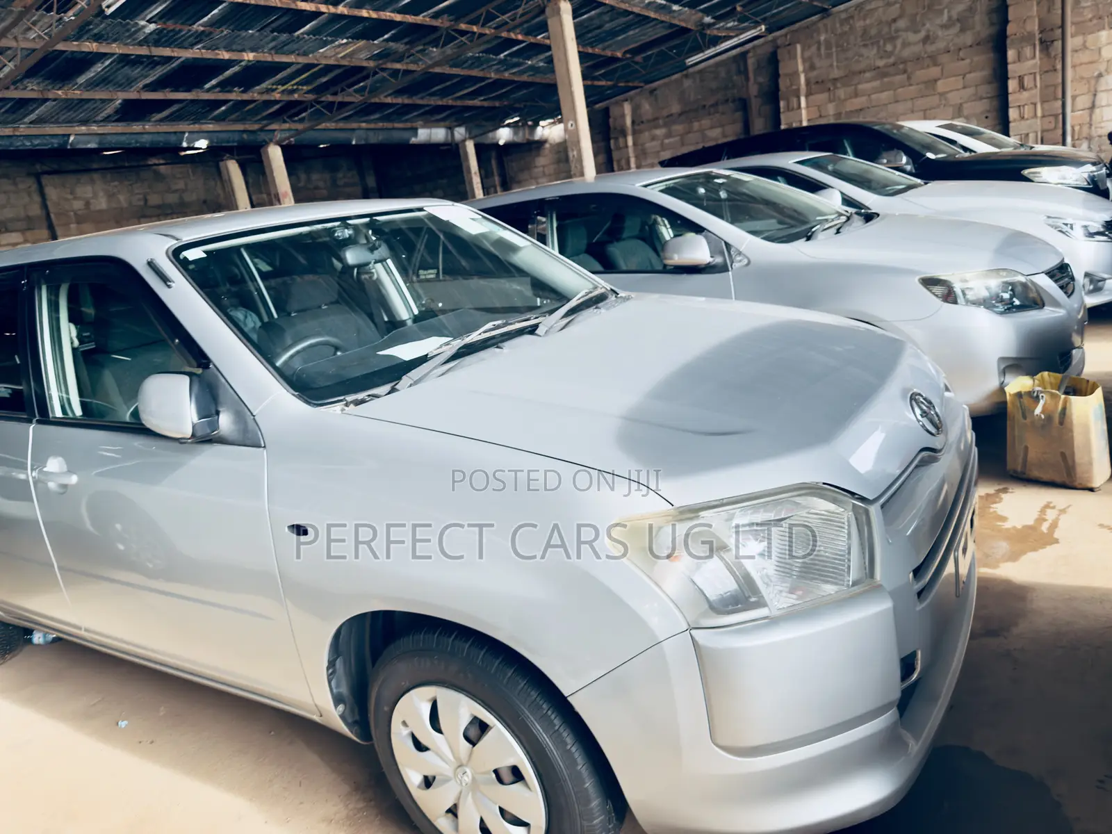Toyota Succeed SV Premium 2016 Silver